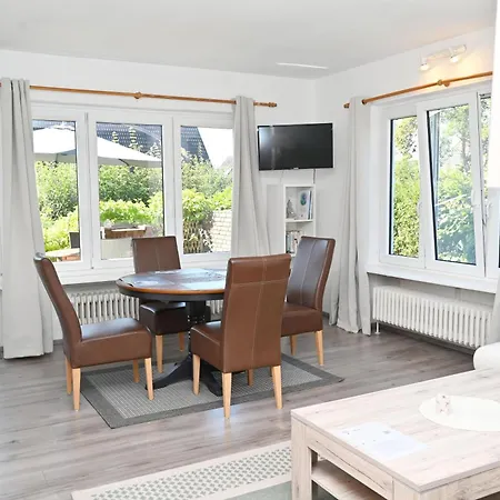 Haus Osbahr 펜션 Behrensdorf
